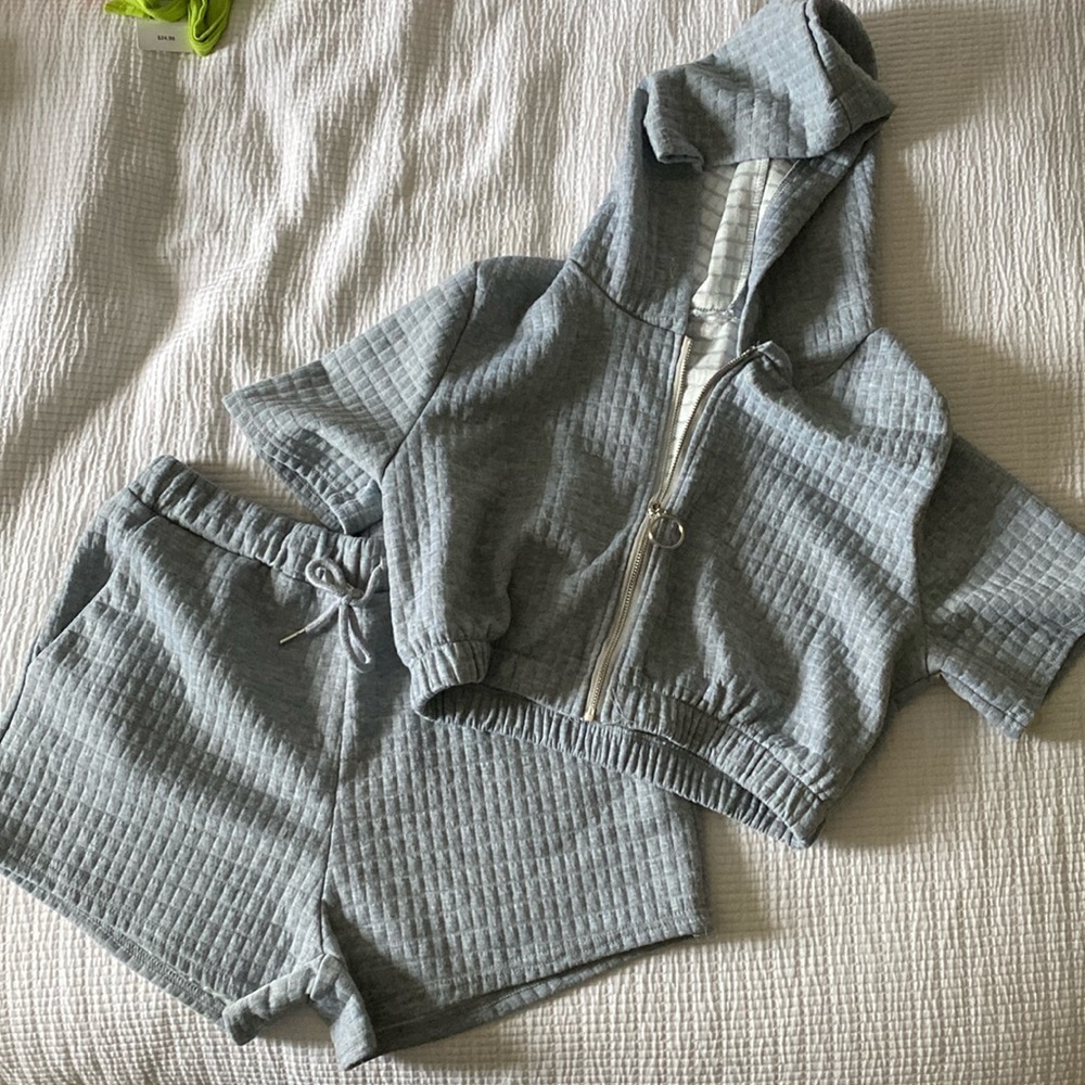 matching lounge set